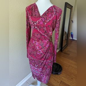 Cache dress, belted, v neck, long sleeve